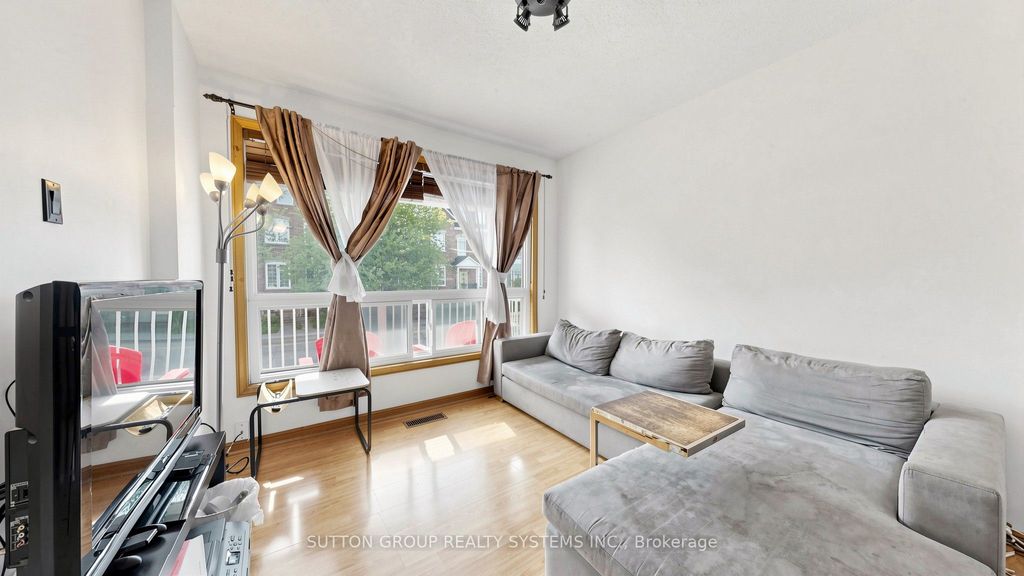 Photo of 289D Bartlett Avenue, Toronto, ON M6H 3G3 (MLS # W13206658)