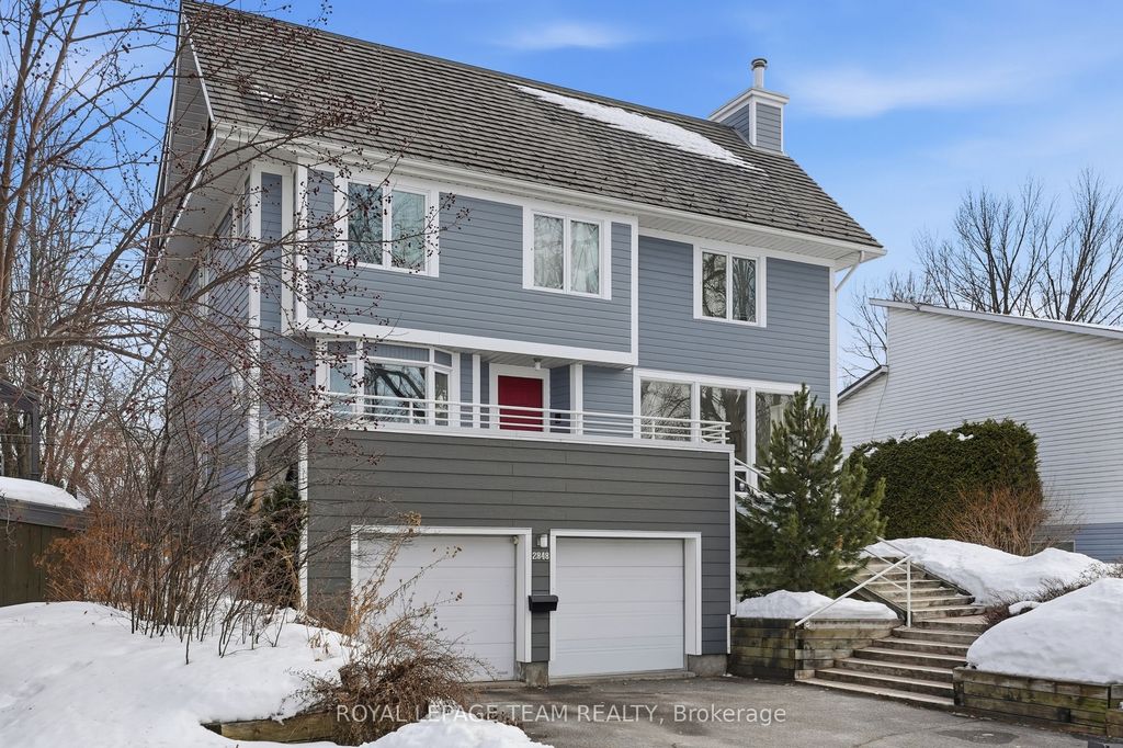 Photo of 2848 Grandeur Avenue, Britannia - Lincoln Heights and Area, ON K2B 6Y9 (MLS # X12860344)