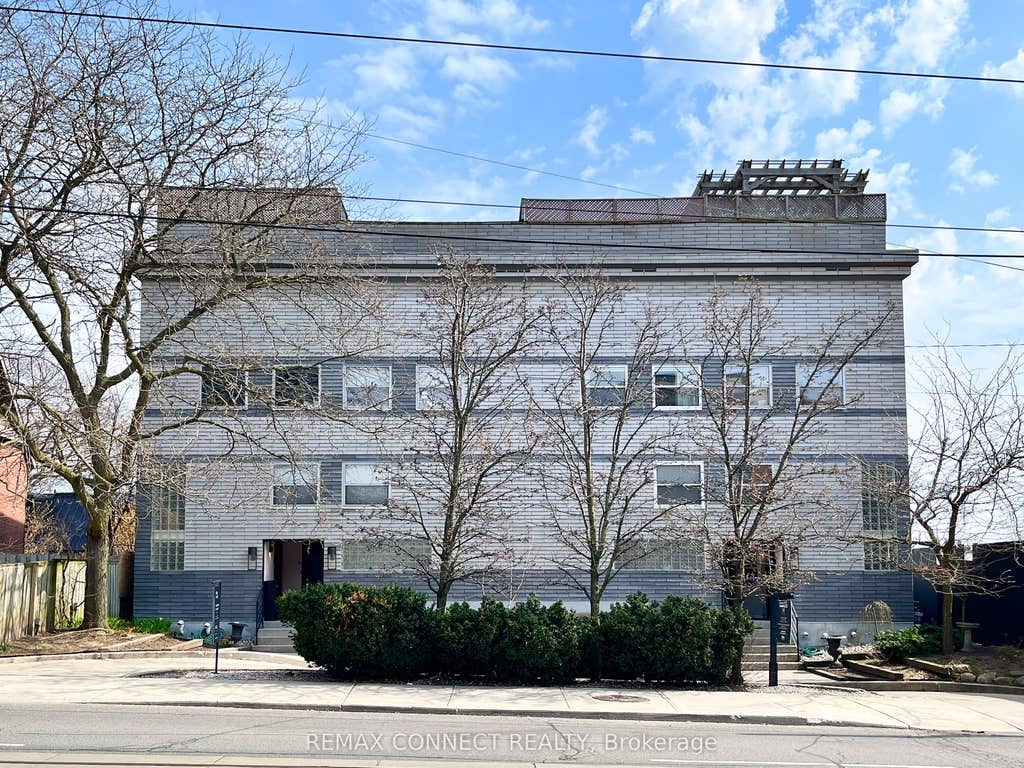 Photo of 517 Kingston Road #4, Toronto, ON M4L 1V5 (MLS # E13544078)