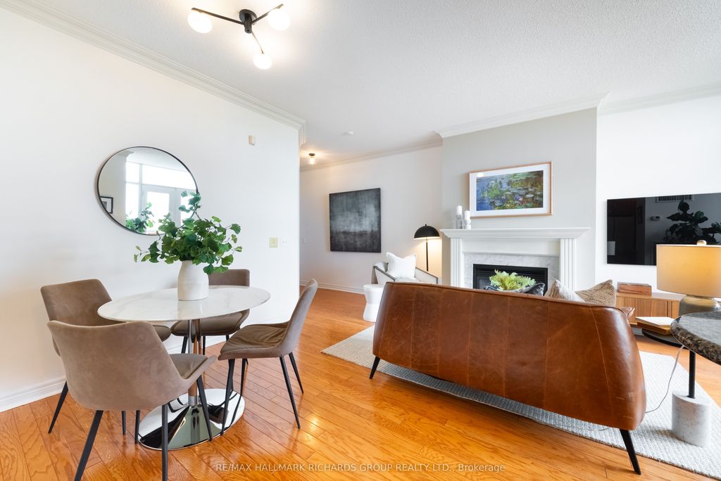 Photo of 9 Boardwalk Drive #405, Toronto, ON M4L 6T1 (MLS # E13124056)