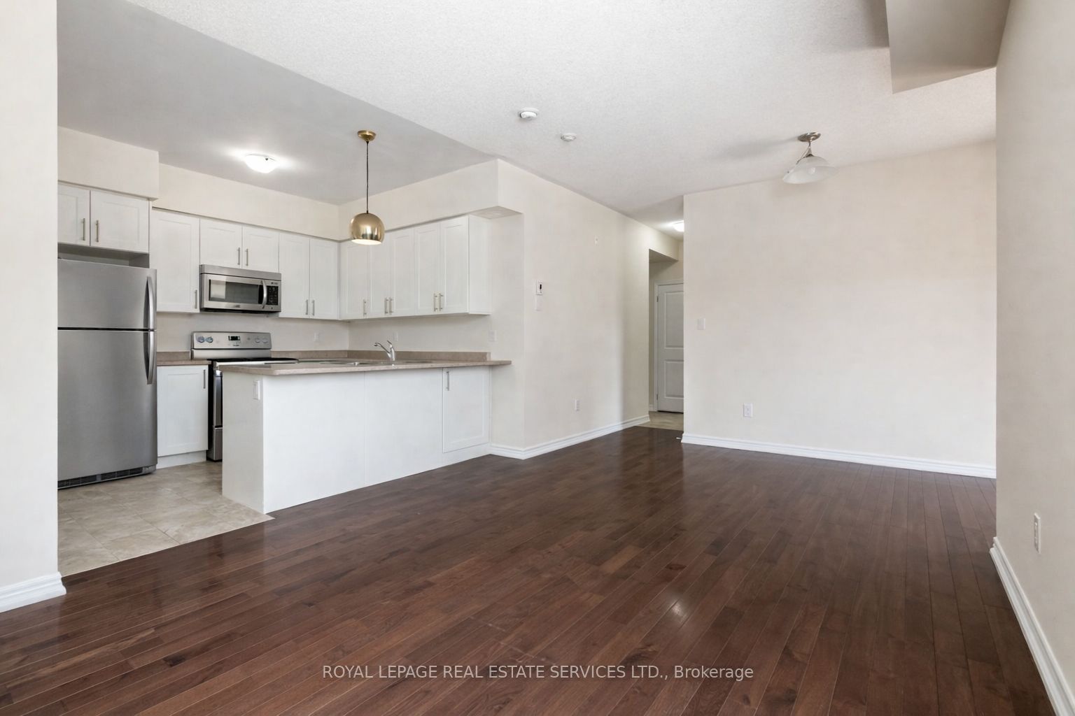 2326 Taunton Road 206