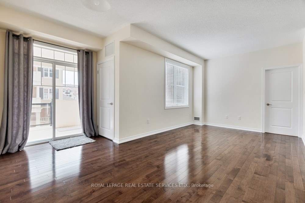 2326 Taunton Road 206