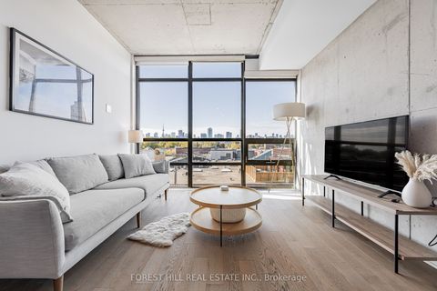 319 Carlaw Avenue 607 Toronto ON M4M 0A4