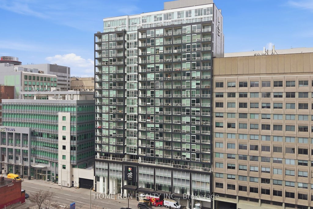 Photo of 199 Slater Street #1007, Ottawa Centre, ON K1P 0C8 (MLS # X13748206)