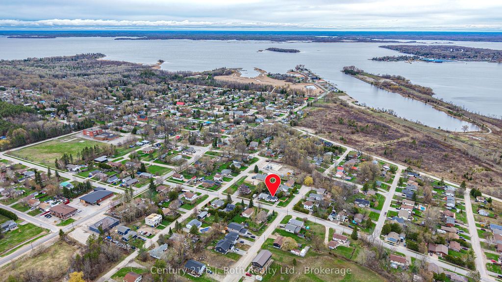 Photo of 817 Eighth Avenue, Tay, ON L0K 1R0 (MLS # S13087162)