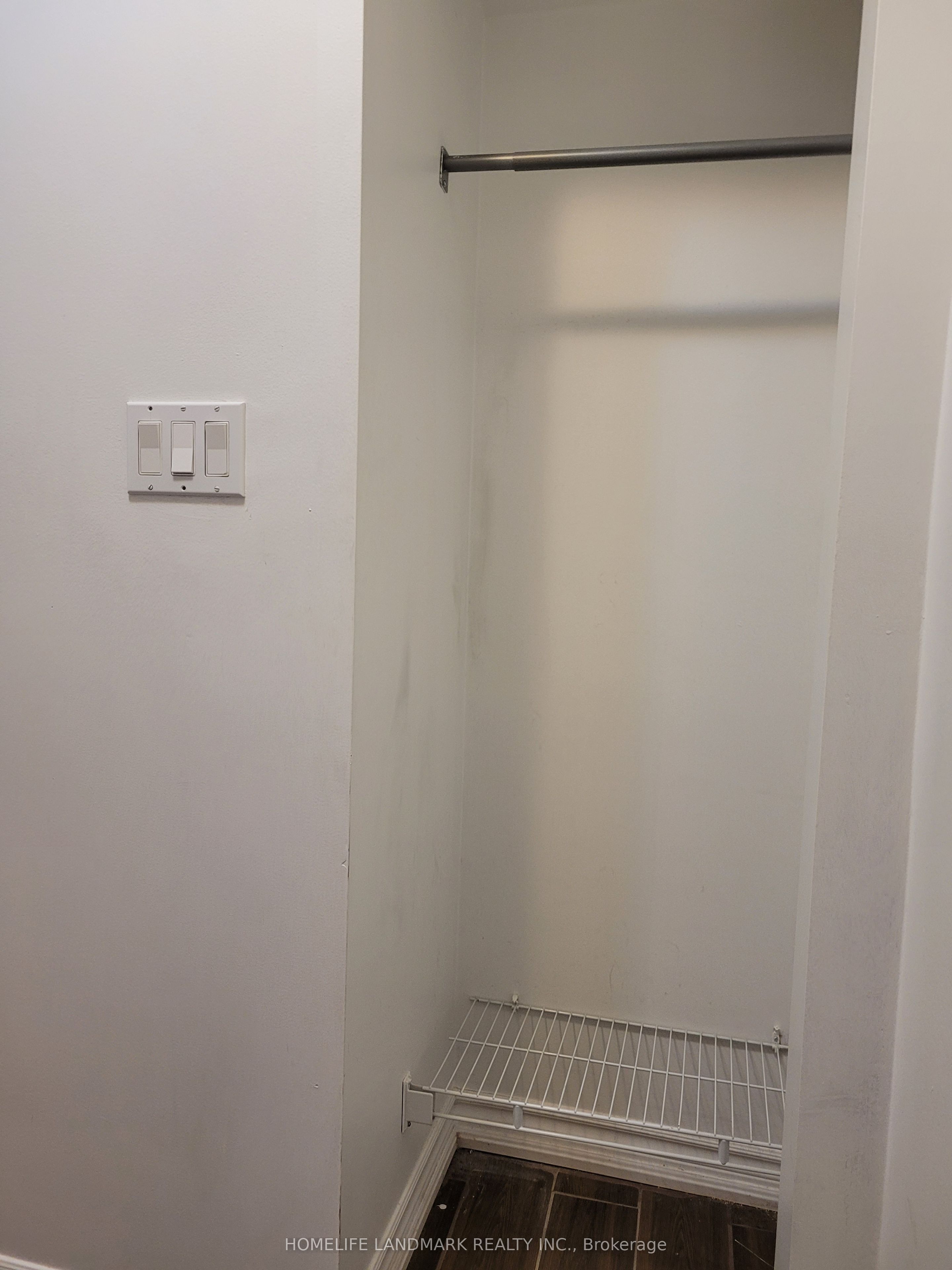 20 Roncesvalles Avenue 2