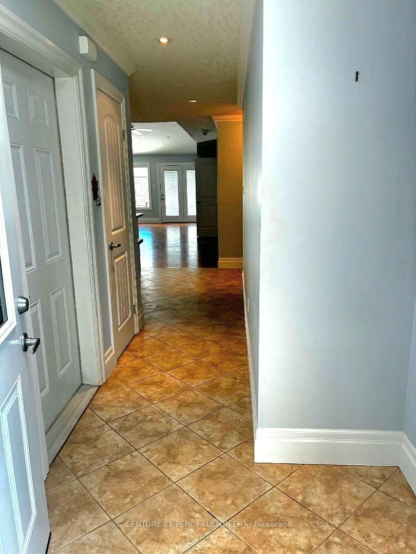 31 Greenway Drive