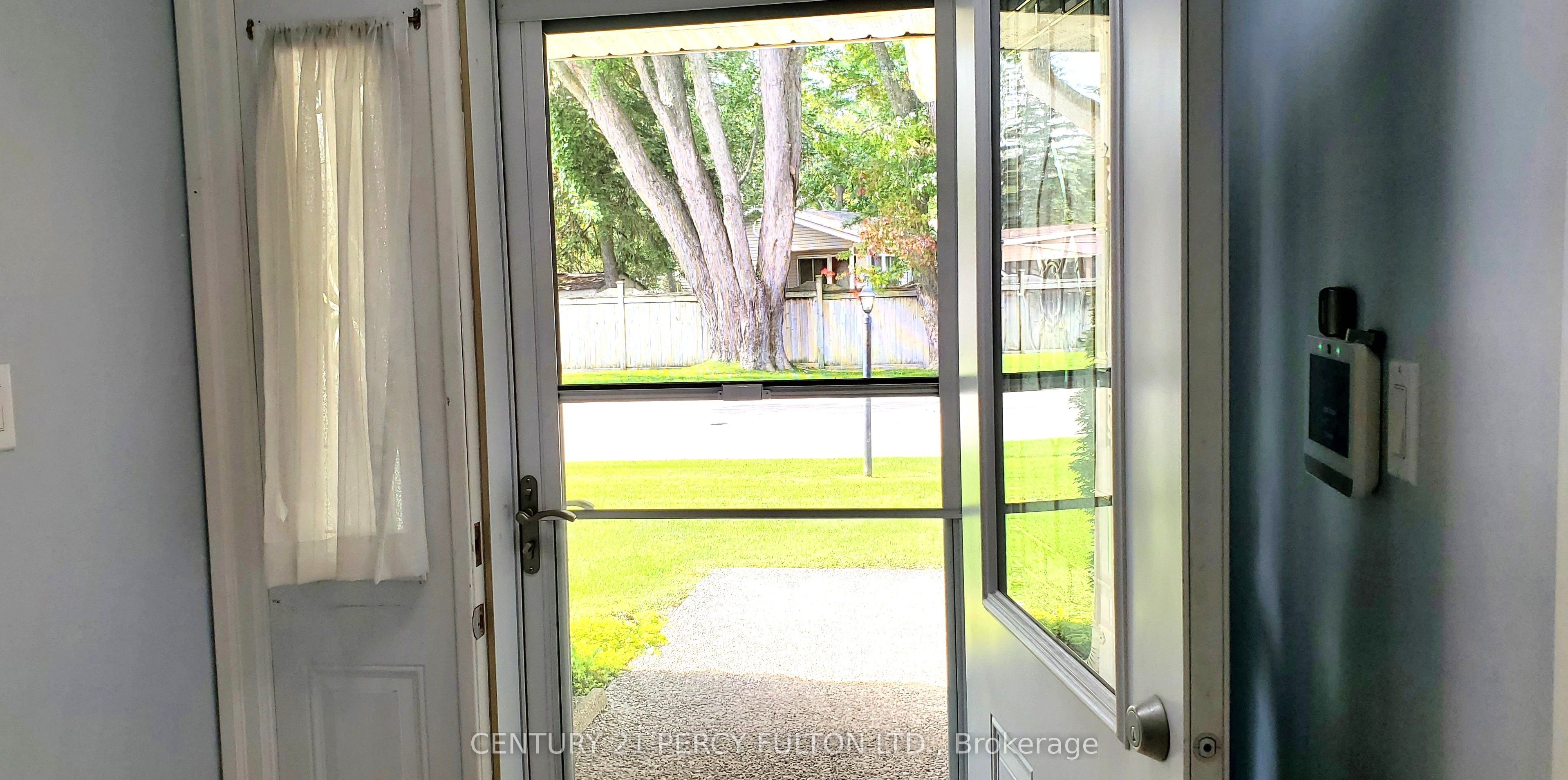 31 Greenway Drive
