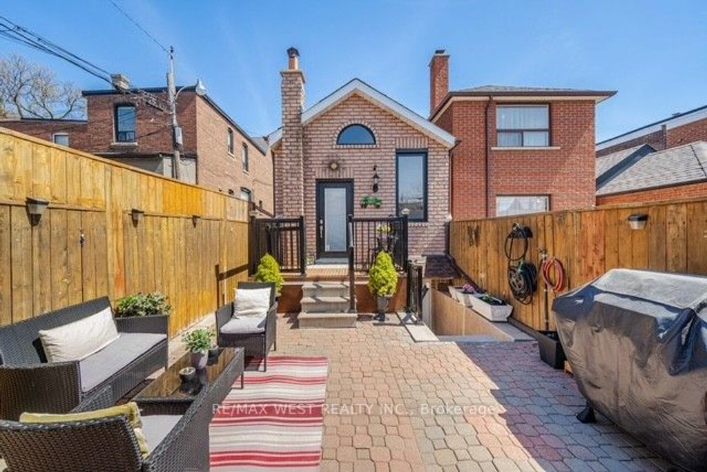 Photo of 524 Salem Avenue N, Toronto, ON M6H 3E1 (MLS # W13048074)