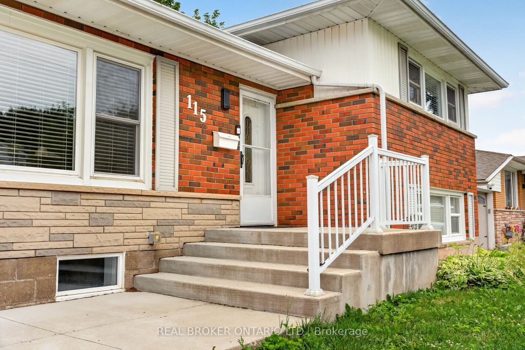Photo of 115 Green Road, Hamilton, ON L8G 3W9 (MLS # X13538808)