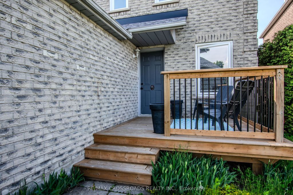 Photo of 102 Ferguson Drive, Barrie, ON L4N 7E5 (MLS # S12708228)