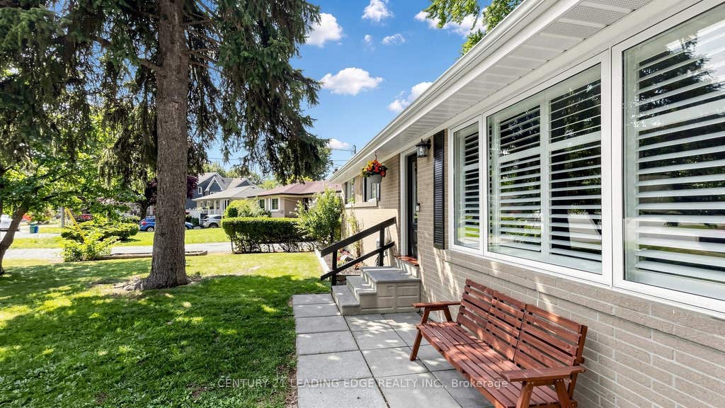 Photo of 14 Winlaw Place, Markham, ON L3P 2C6 (MLS # N13712132)