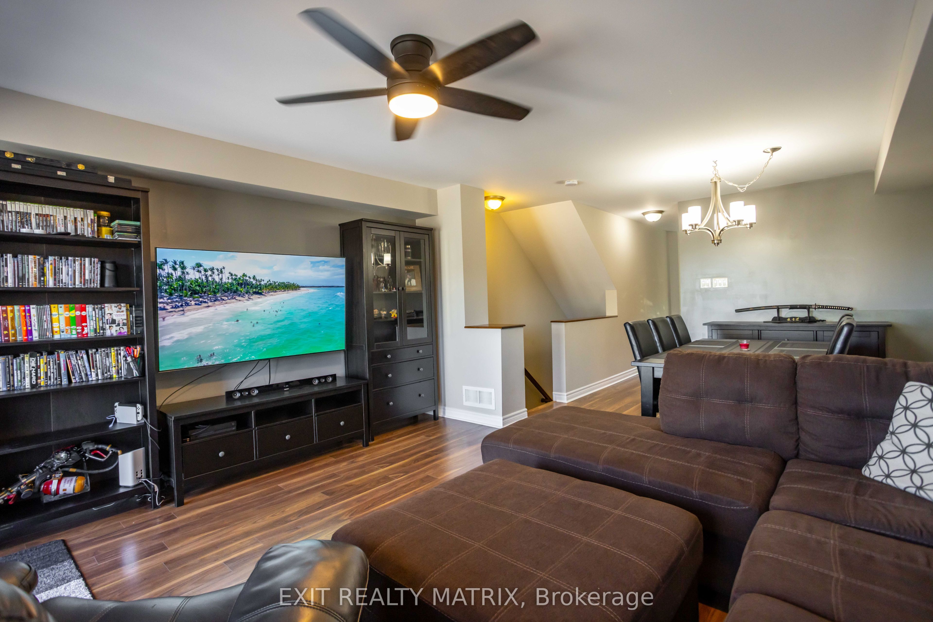 2224 Marble Crescent 9 - Photo 3