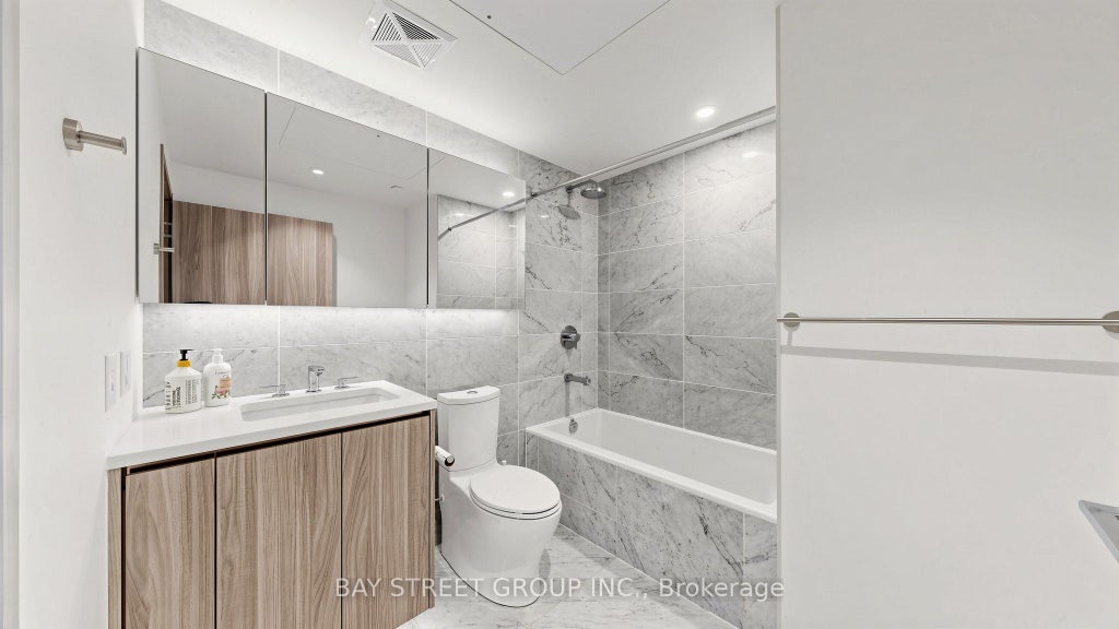 Photo of 95 McMahon Drive, Toronto, ON M2K 0H2 (MLS # C13598164)