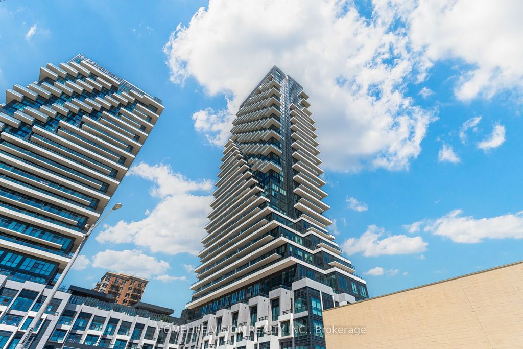 Photo of 30 Inn On The Park Drive #910, Toronto, ON M3C 0P7 (MLS # C12399352)