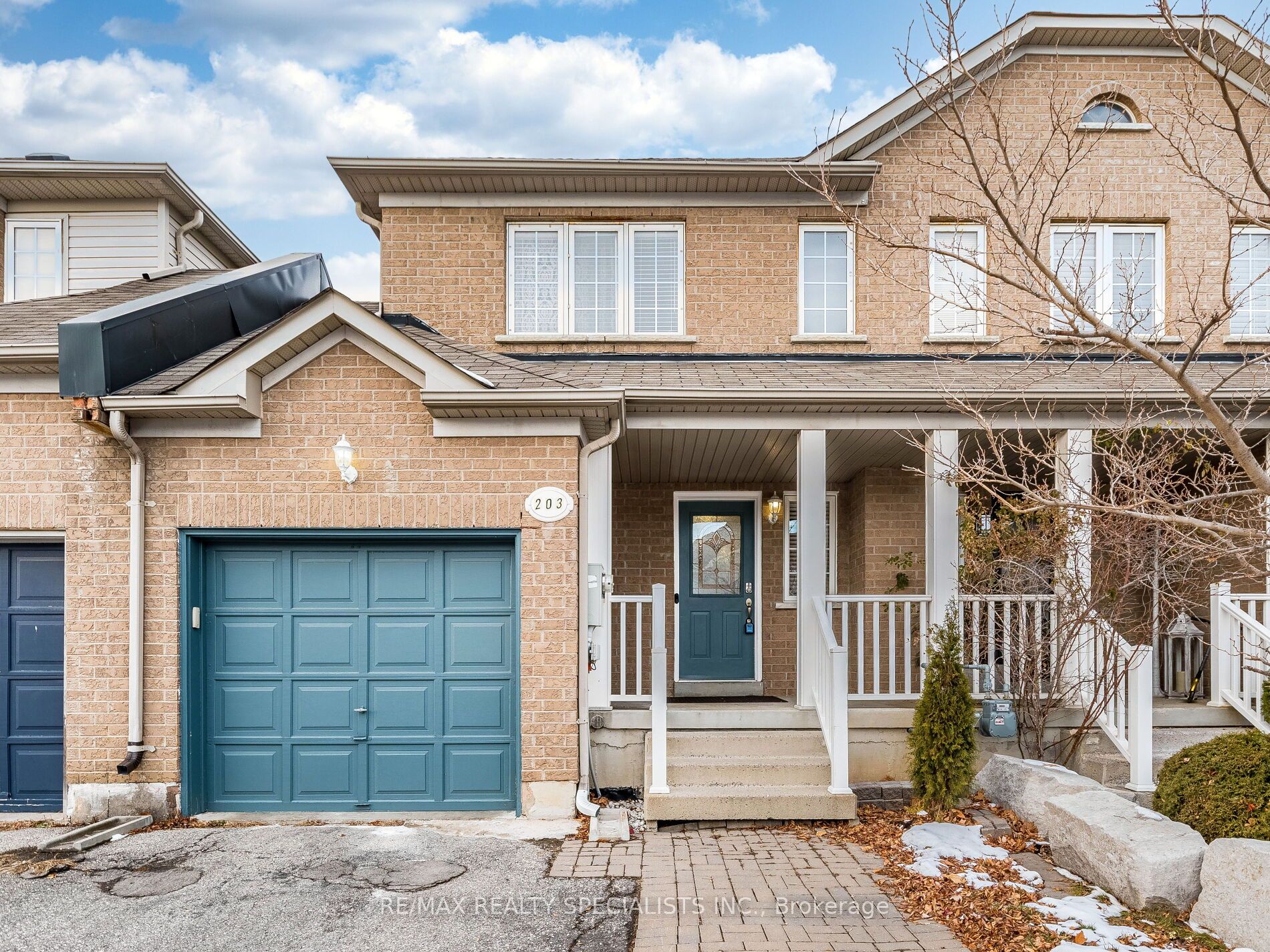 203 Sherwood Road