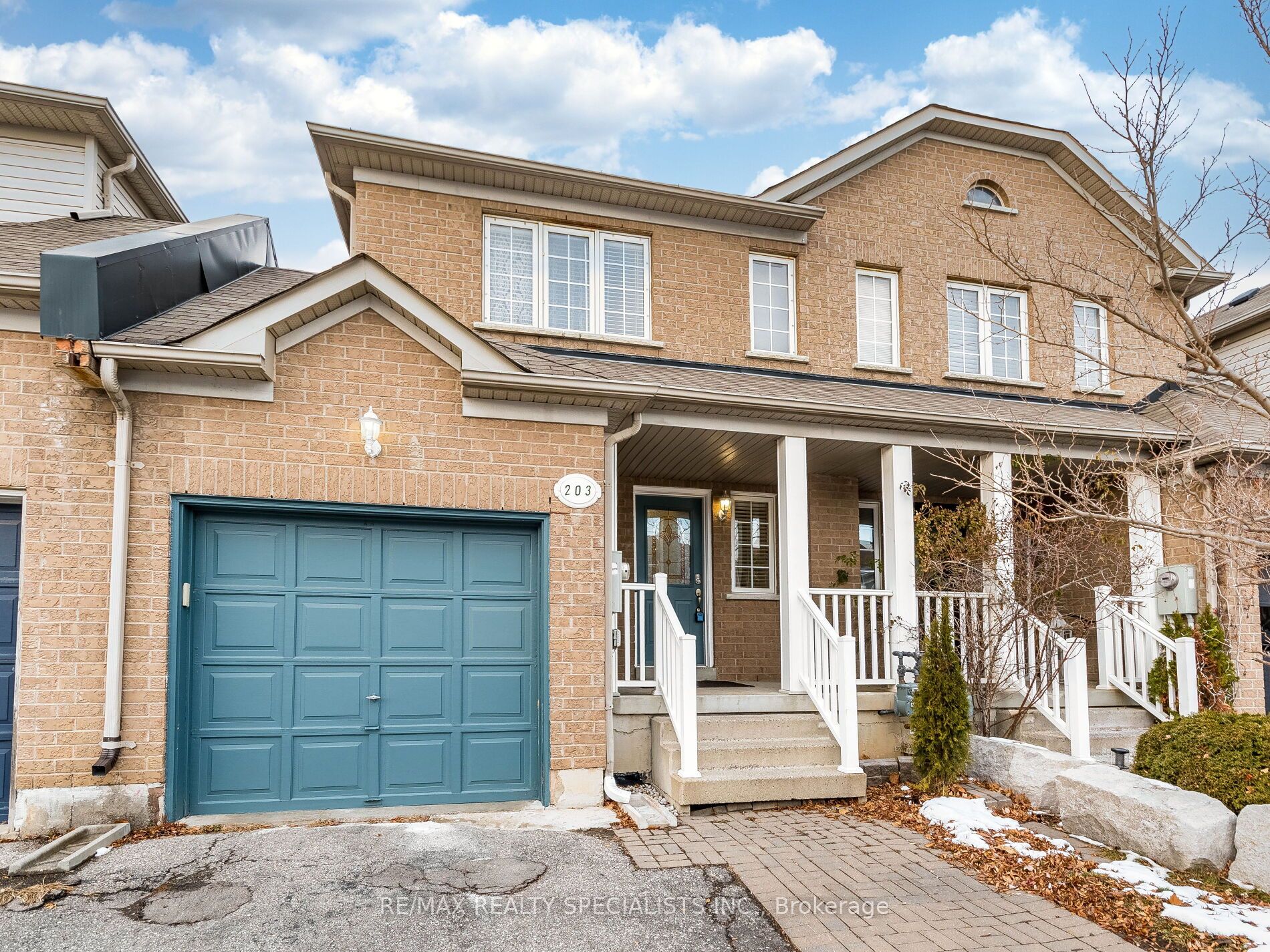 203 Sherwood Road