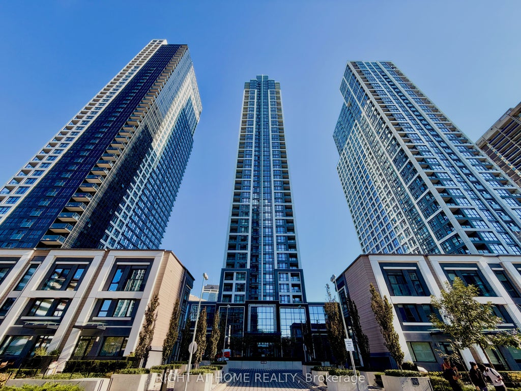 Photo of 7 Mabelle Avenue #709, Toronto, ON M9A 4X7 (MLS # W13877670)
