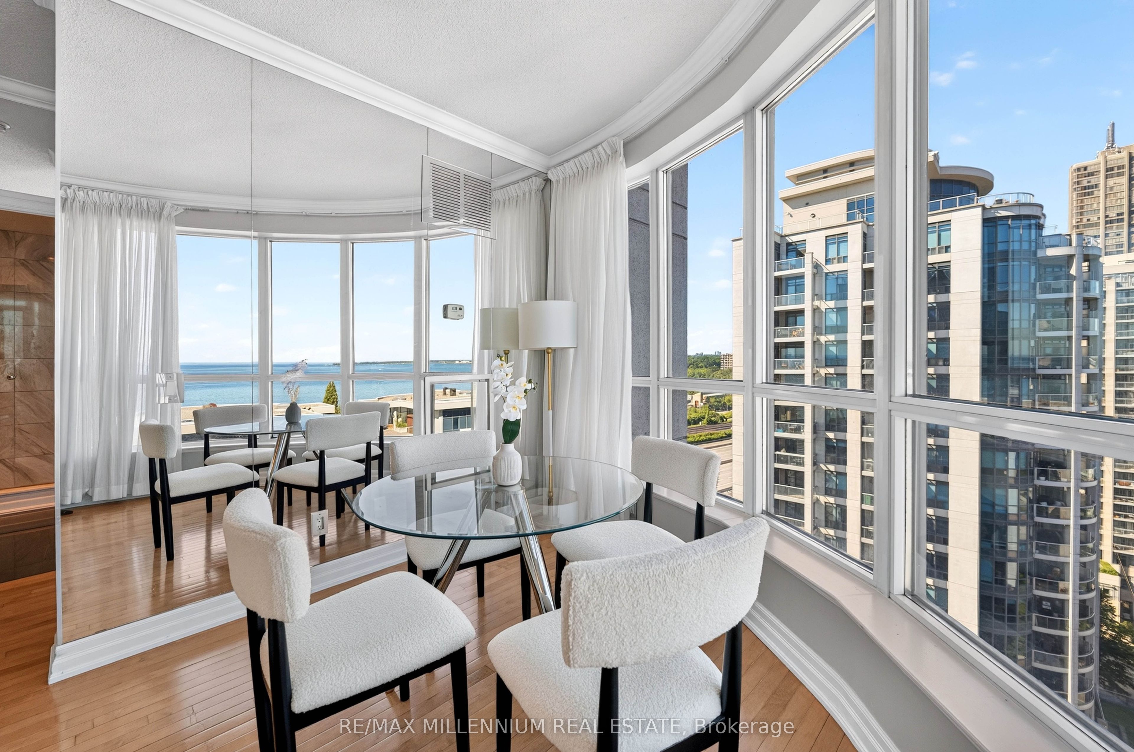 2087 Lake Shore Boulevard W 1503