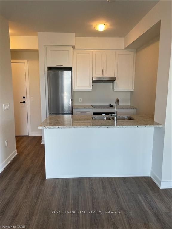 600 North Service Road 309