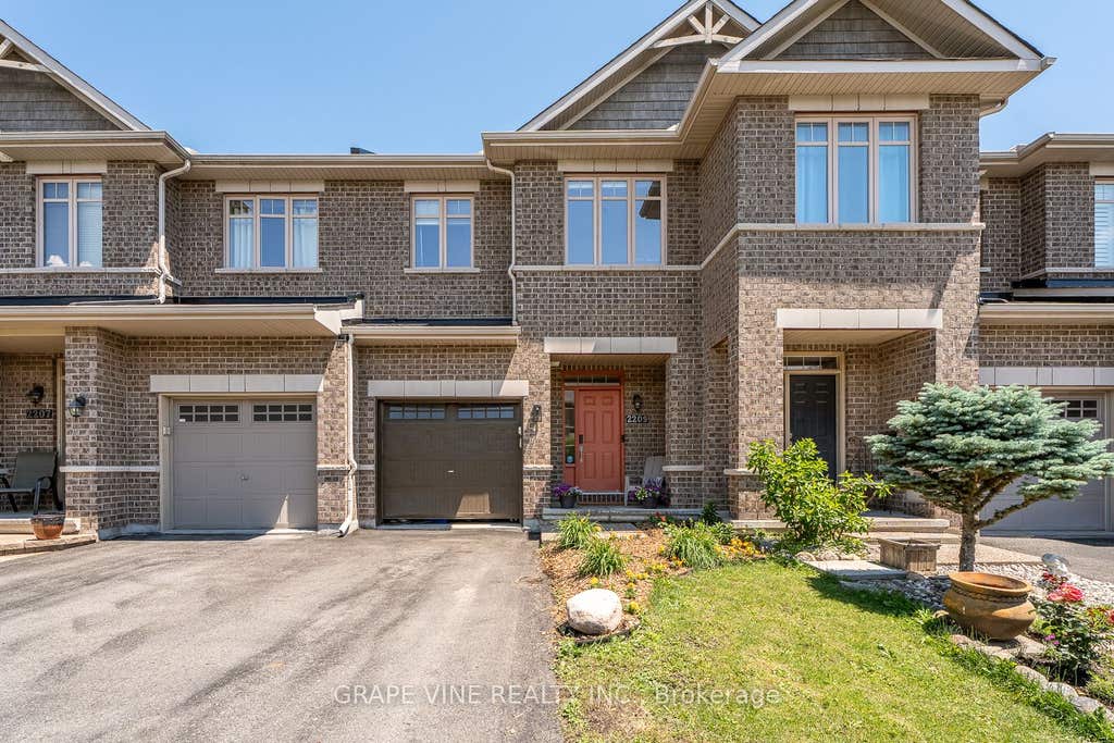 Photo of 2209 Angelica Avenue, Orleans - Cumberland and Area, ON K4A 0S7 (MLS # X13470824)
