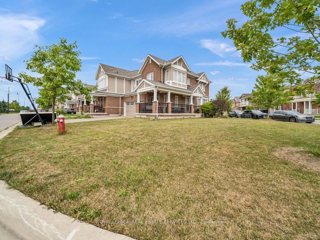61 Rockbrook Trail