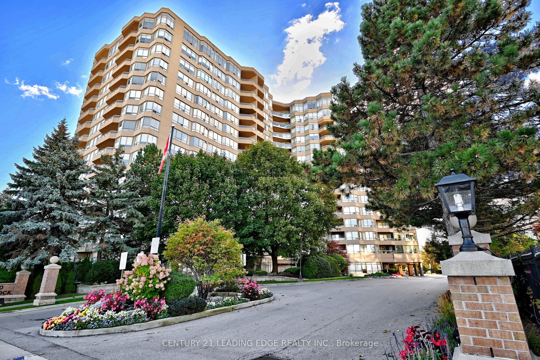 610 Bullock Drive 1212