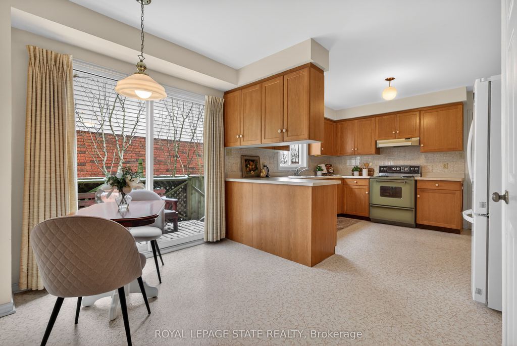 Photo of 133 Central Avenue, Grimsby, ON L3M 4Z3 (MLS # X12895758)