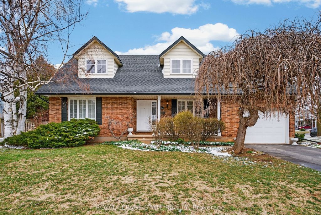 Photo of 133 Central Avenue, Grimsby, ON L3M 4Z3 (MLS # X12895758)