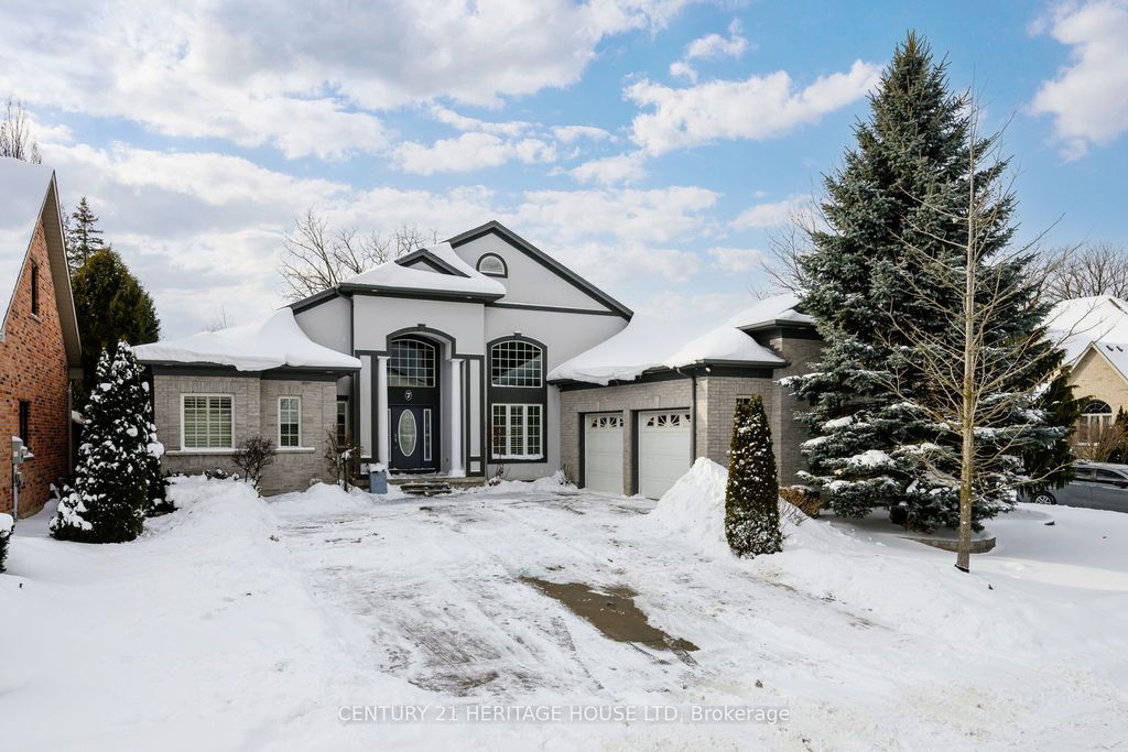 Photo of 7 Edwin Drive, London South, ON N6C 6A7 (MLS # X12736050)
