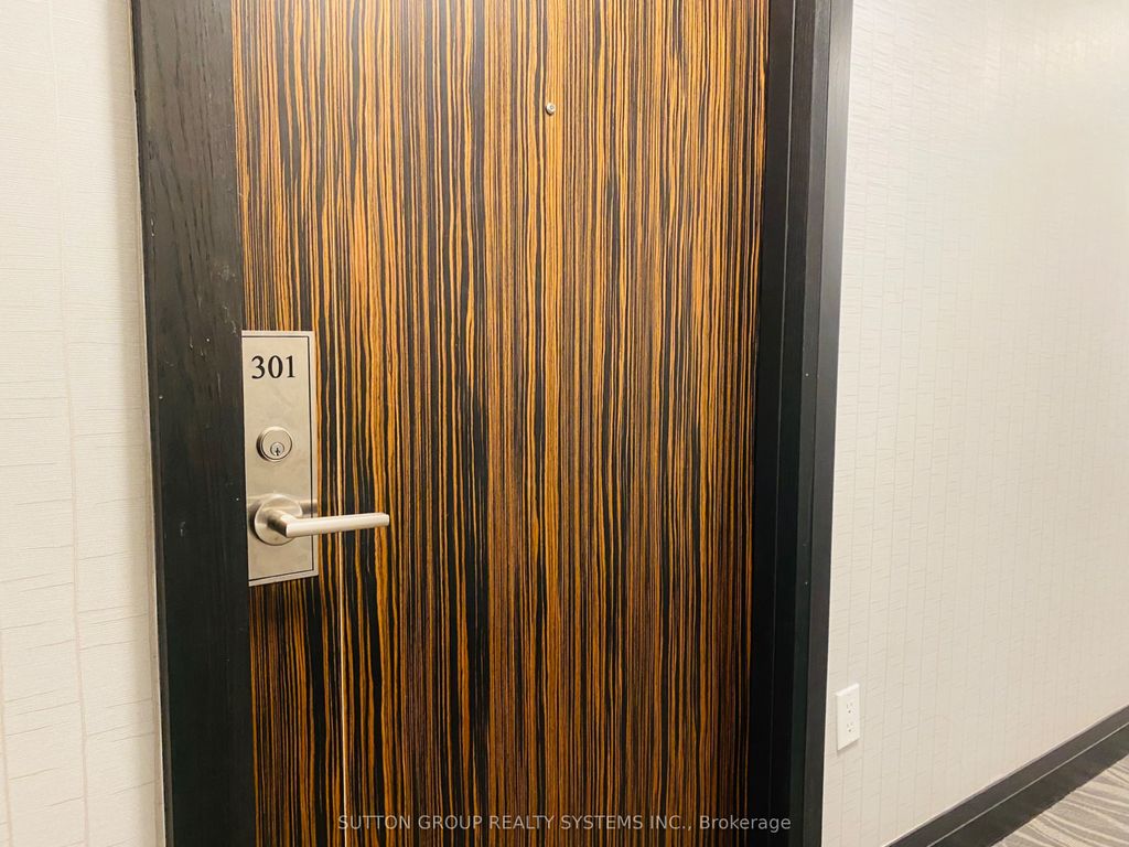 Photo of 349 Rathburn Road W #301, Mississauga, ON L5B 0K6 (MLS # W12800462)