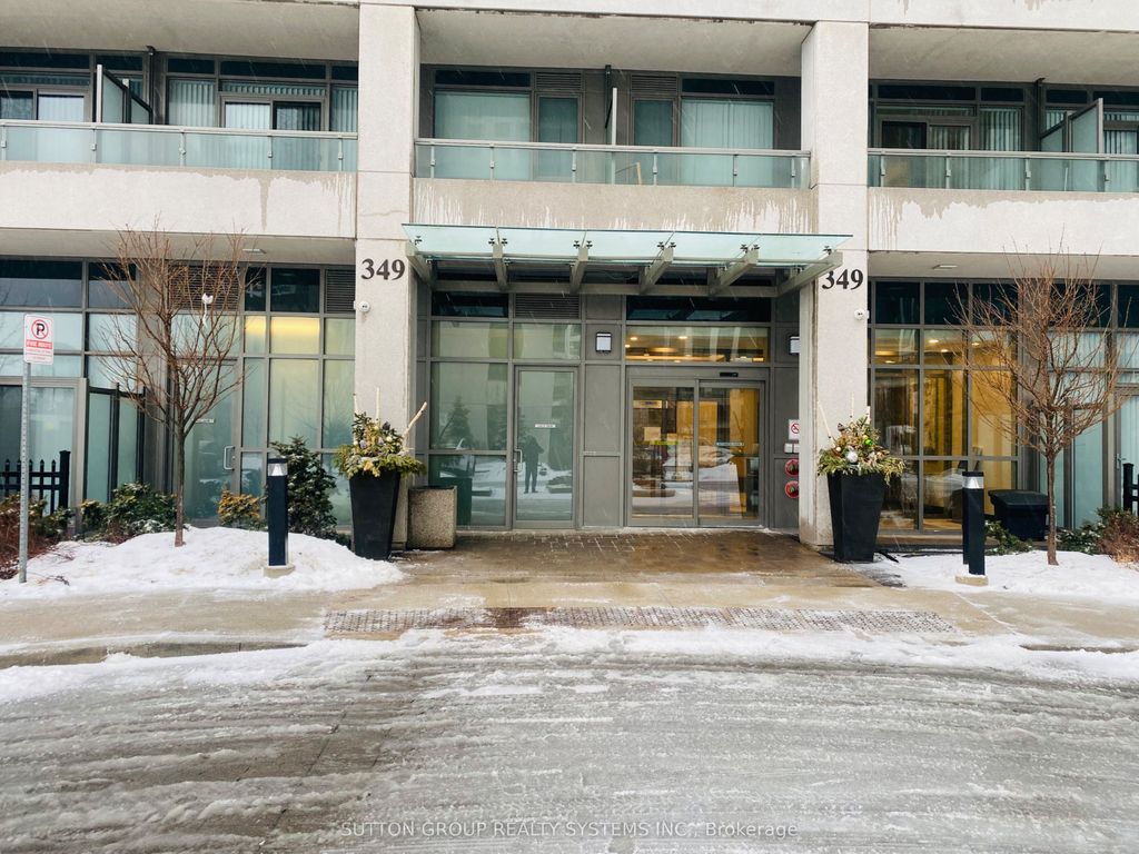 Photo of 349 Rathburn Road W #301, Mississauga, ON L5B 0K6 (MLS # W12800462)