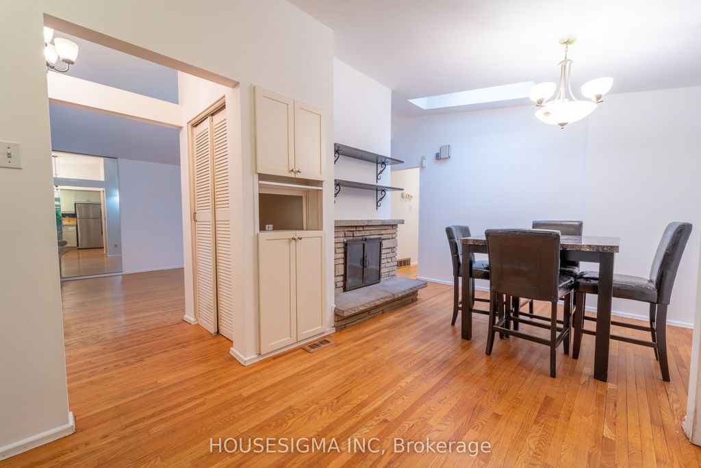 Photo of 2335 Harding Road, Elmvale Acres and Area, ON K1G 3B7 (MLS # X12498416)