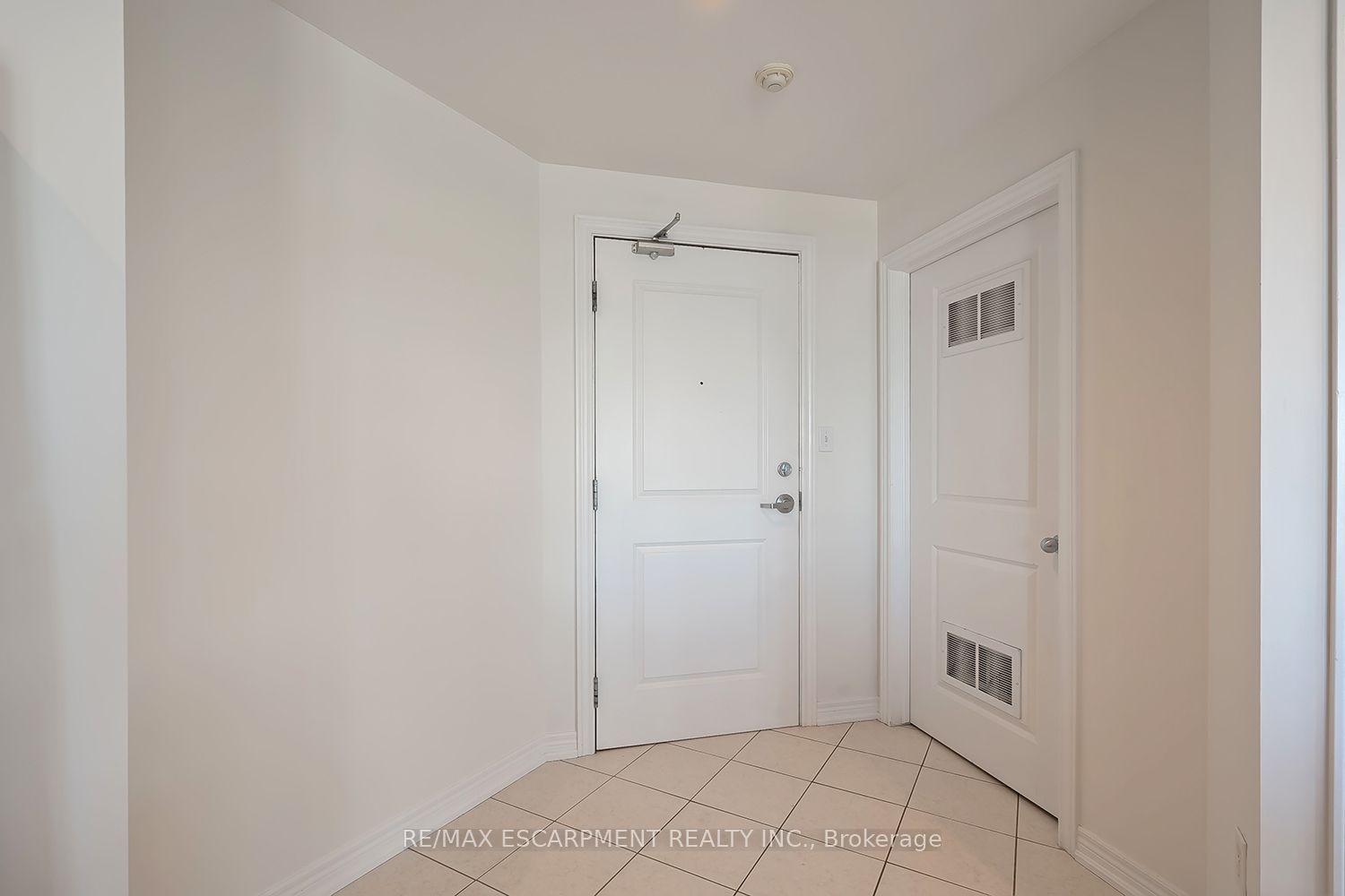 396 Plains Road E 503