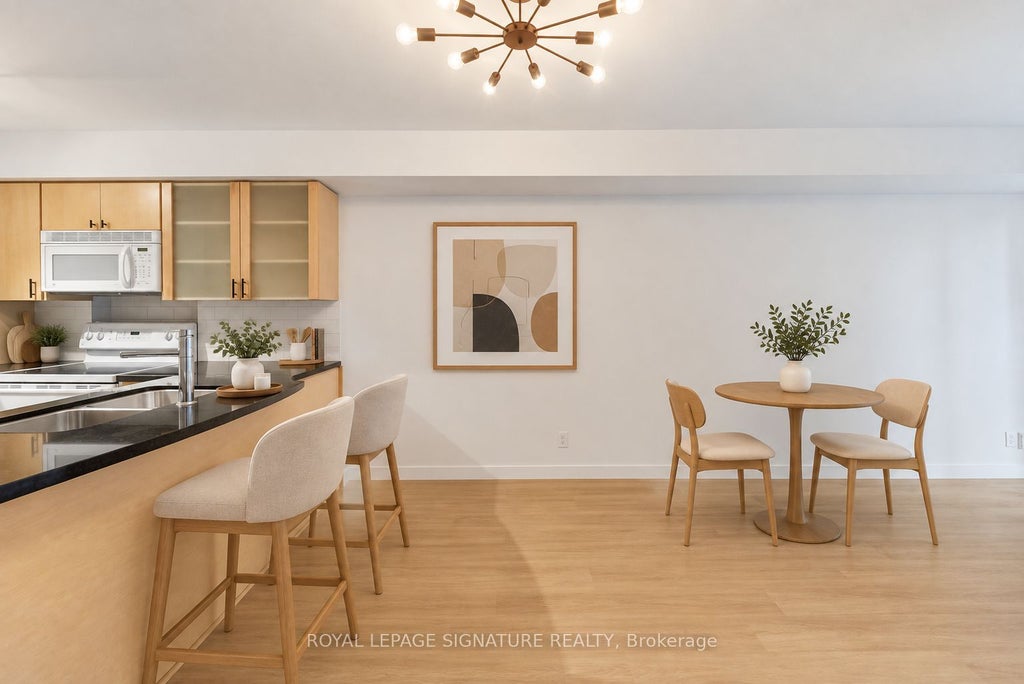 Photo of 1005 King Street W #405, Toronto, ON M6K 3M8 (MLS # C13808238)