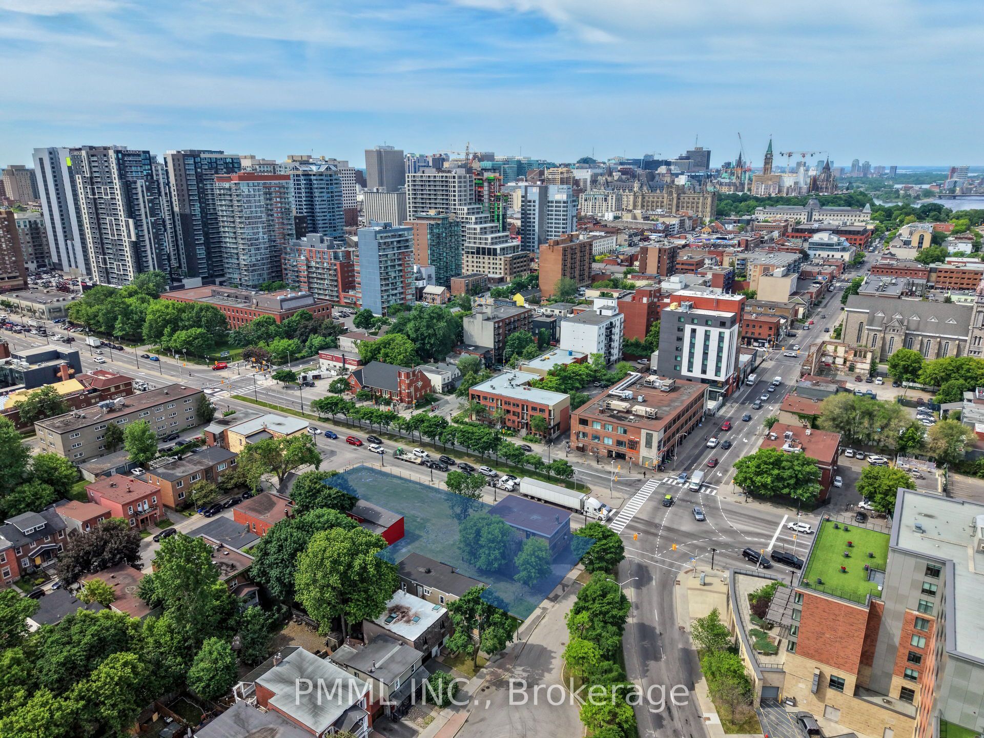 Photo 1 of 20 — 275 King Edward Avenue, Lower Town - Sandy Hill, ON K1N 7M2