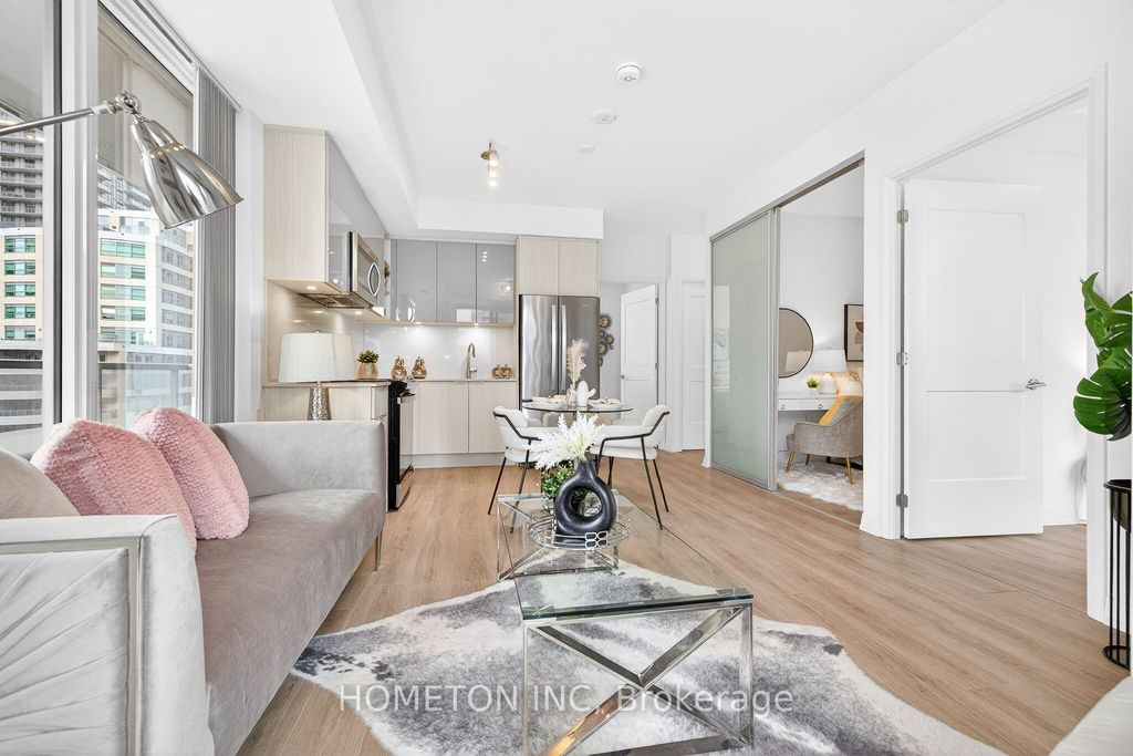 Photo of 50 Dunfield Avenue #1217, Toronto, ON M4S 0E4 (MLS # C12893500)