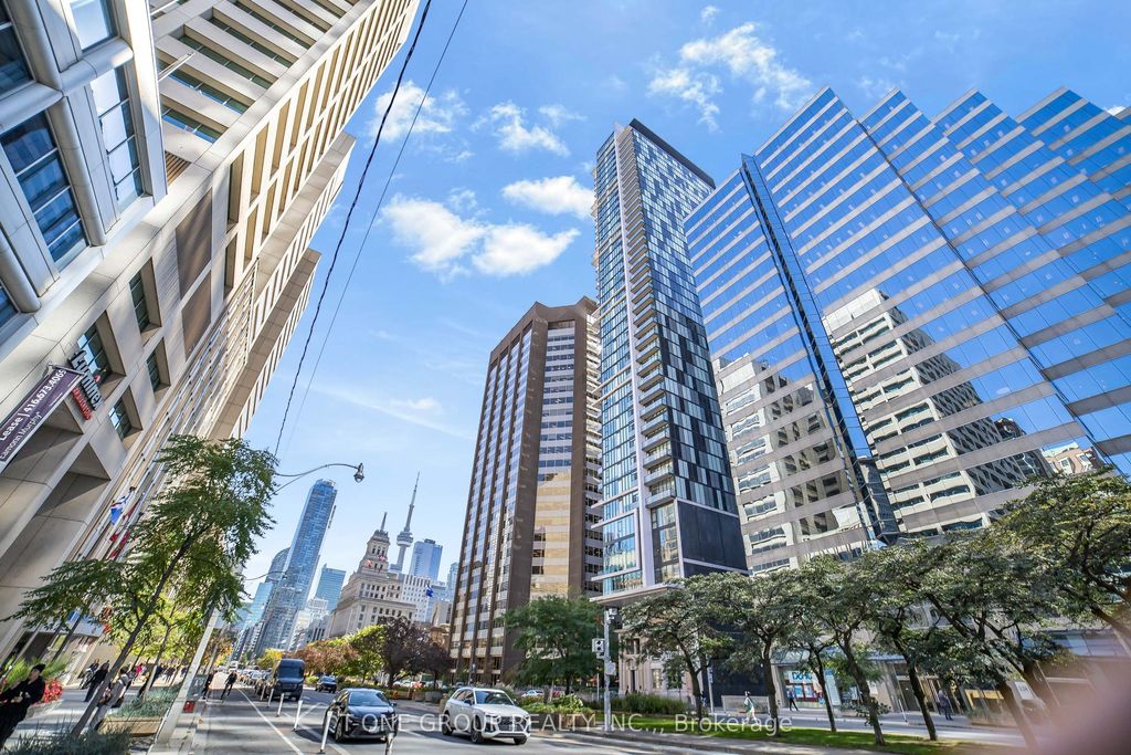 Photo of 426 University Avenue #1705, Toronto, ON M5G 1S9 (MLS # C12441991)