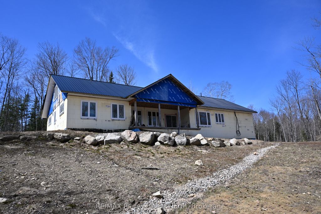 Photo of 121 Loon Lake Road, Magnetawan, ON P0A 1Z0 (MLS # X12643326)
