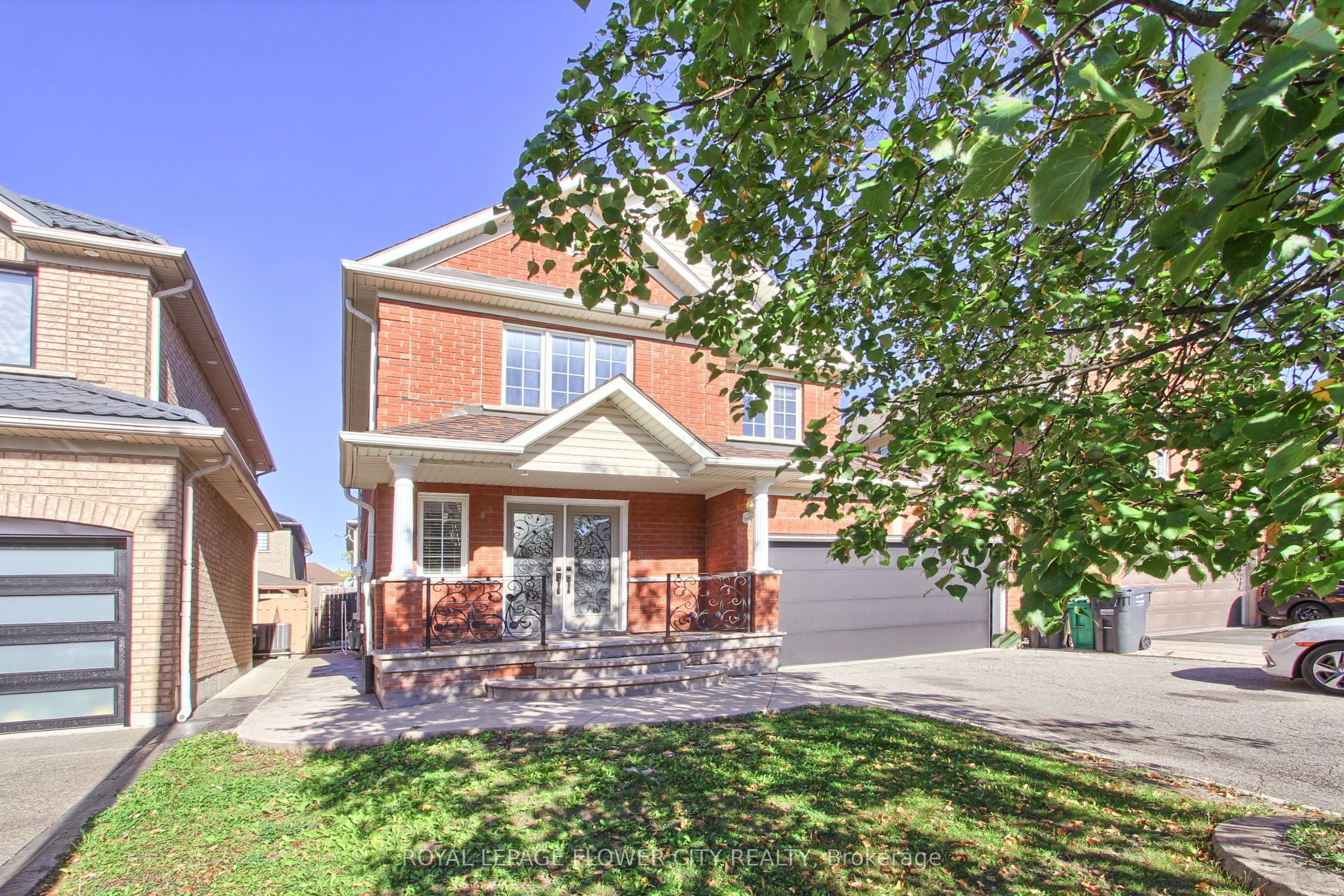 38 Milkweed Crescent Upper