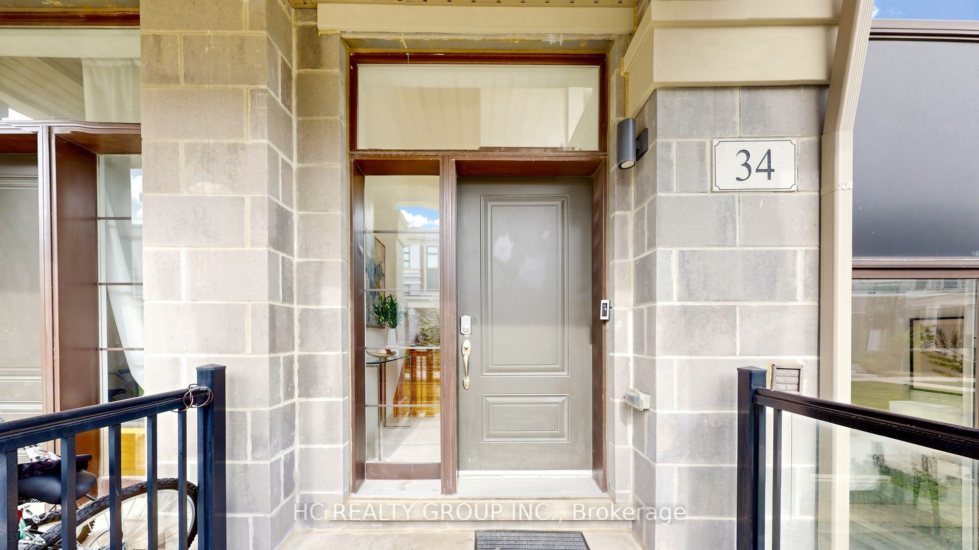 34 Armillo Place