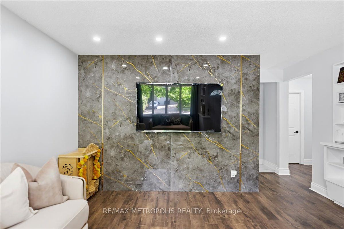 615 Dogwood Lane