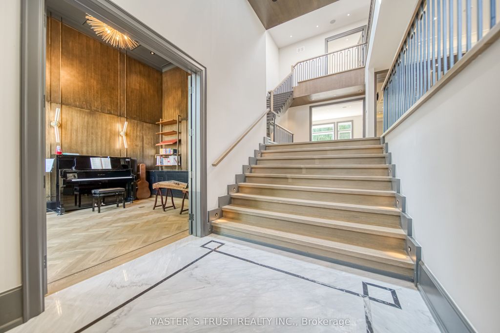 Photo of 15 Ames Circle, Toronto, ON M3B 3B9 (MLS # C12332048)