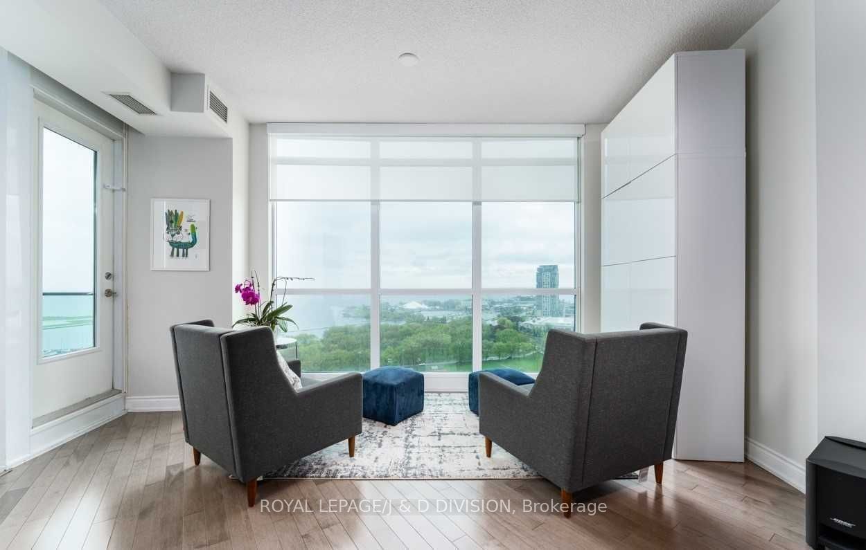 215 Fort York Boulevard 2304