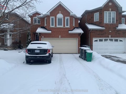 878 Blyleven Boulevard Mississauga ON L5V 2J3