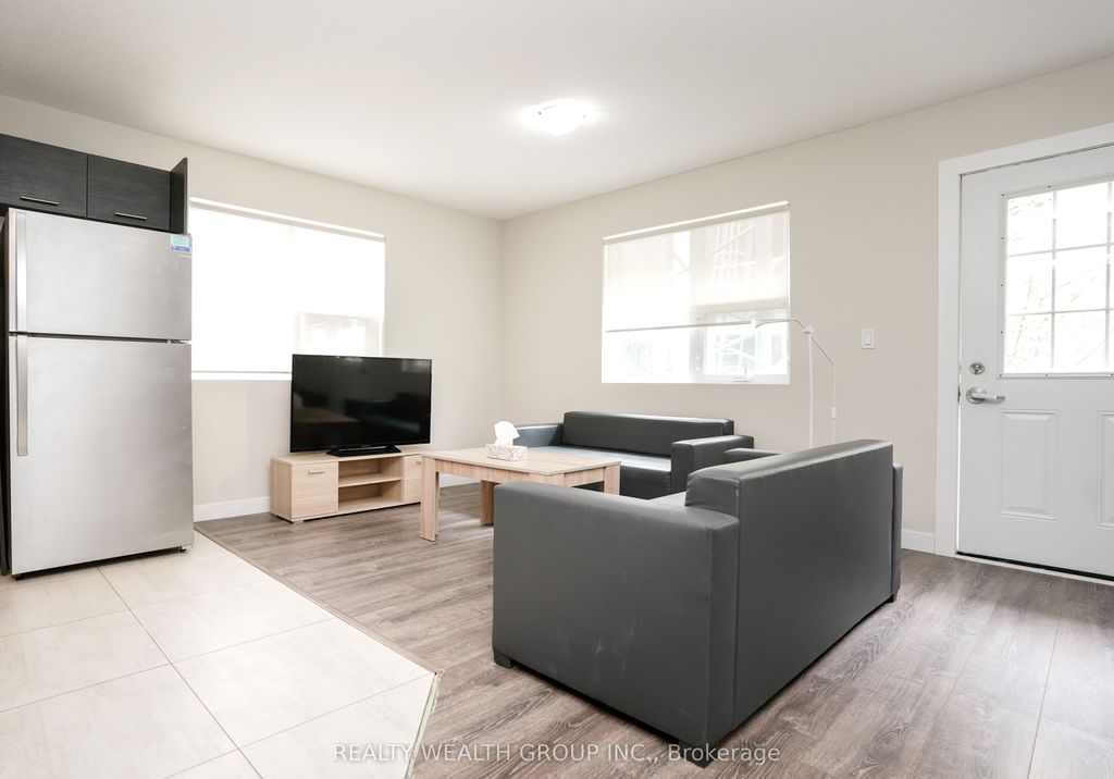Photo of 288 Albert Street #113, Waterloo, ON N2L 0G9 (MLS # X13073536)
