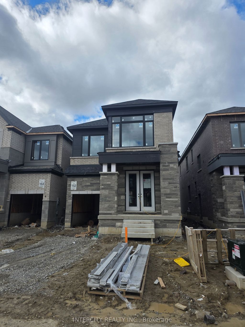 Photo of 152 Speers Avenue, Caledon, ON L7C 1Z9 (MLS # W13022420)