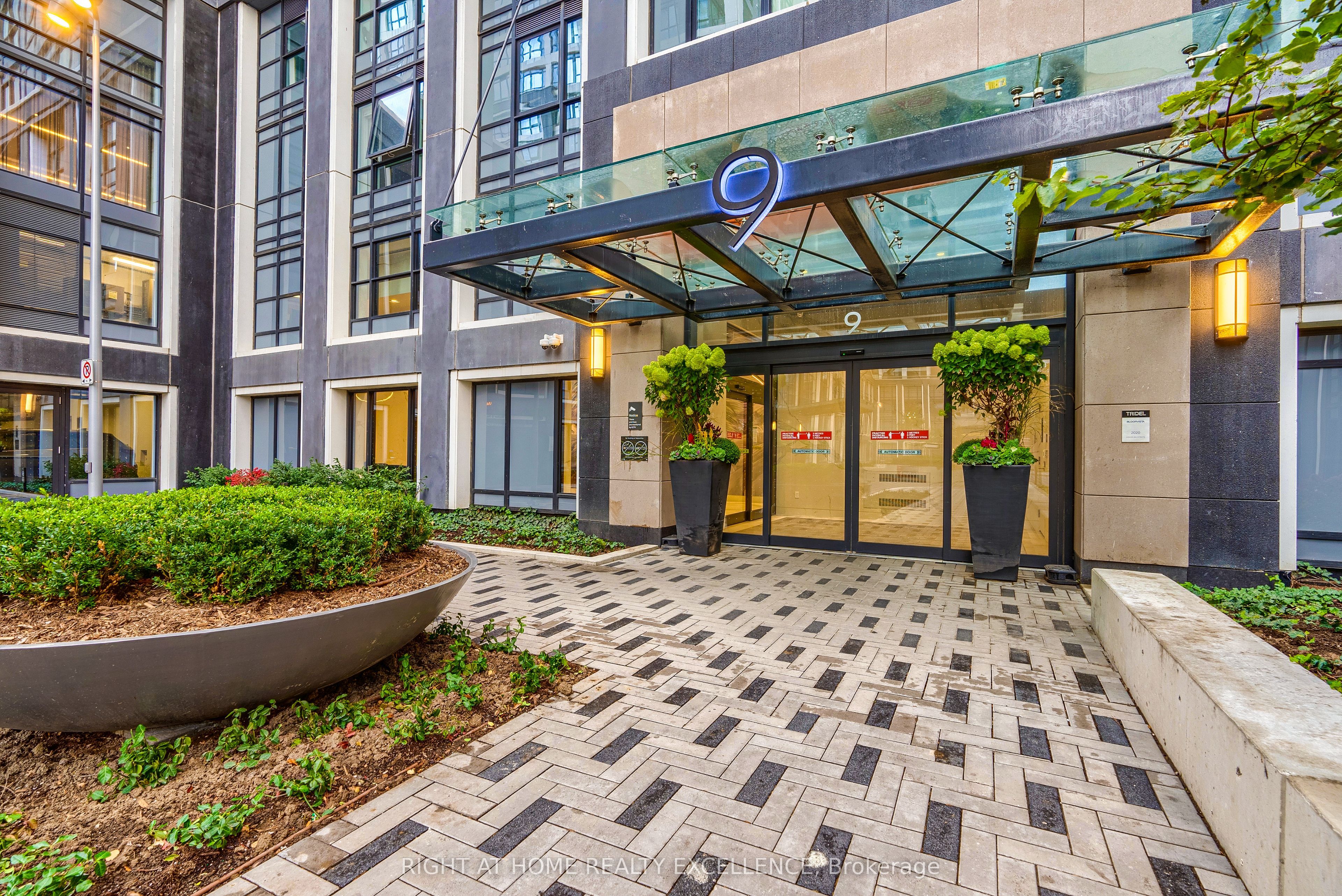 9 Mabelle Avenue 2420