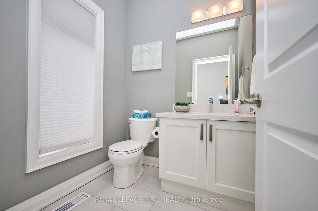 Photo of 10 Leeson Street, St. Catharines, ON L2T 2R1 (MLS # X12847084)