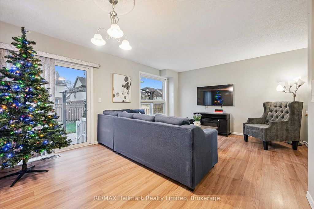 Photo of 246 Starwood Drive, Guelph, ON N1E 7C1 (MLS # X12587378)